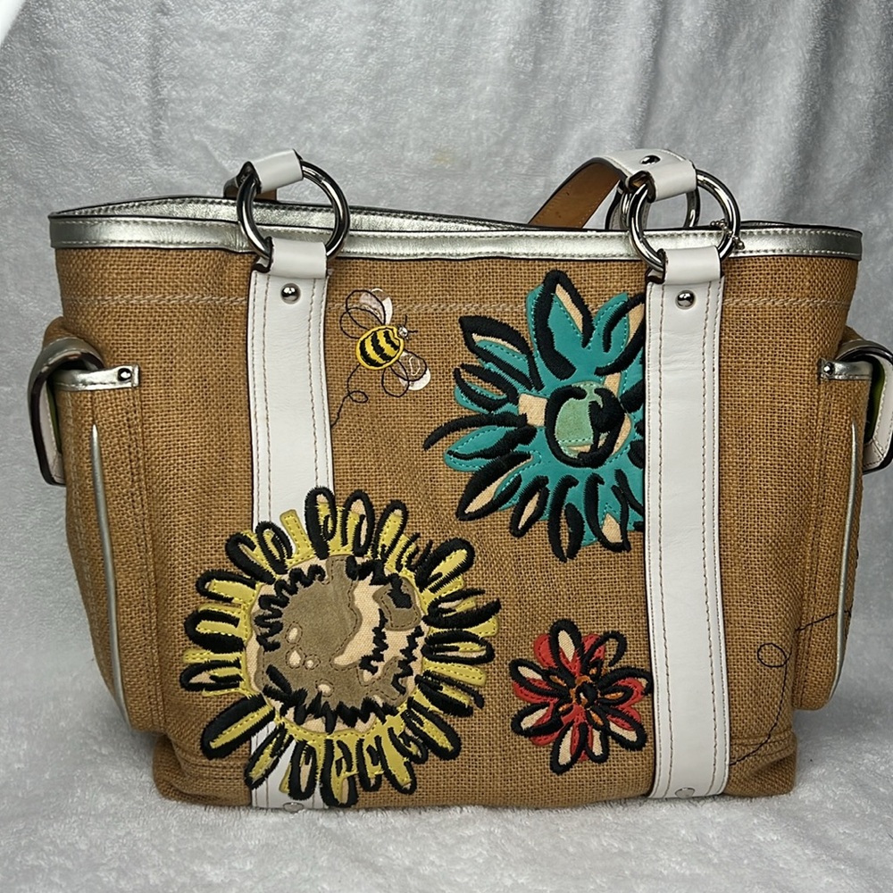 Coach 2005 Vintage Tan Floral Embroidered Tote - Picture 14 of 14